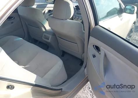 2011 Toyota Camry Le z USA, uszkodzony, nr VIN 4T1BF3EK0BU735118